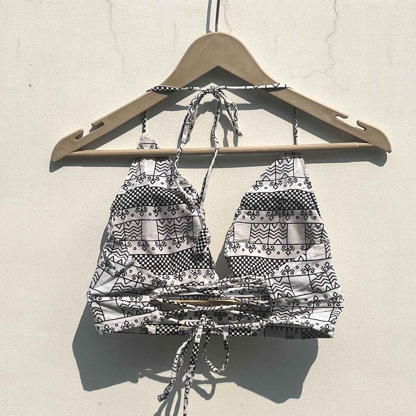 White Black Geometry Criss Cross Bra - KJ0759