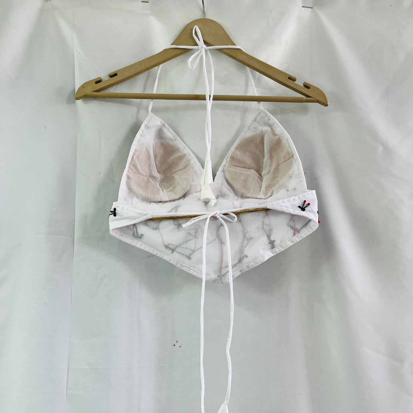 White Small Butti Thread Embroidery Cotton Bralette - KJ0665