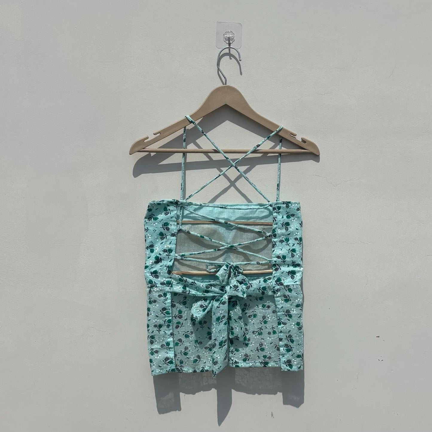 Cyan Chikan Noodle Strape Removable Pads Top - KJ10428
