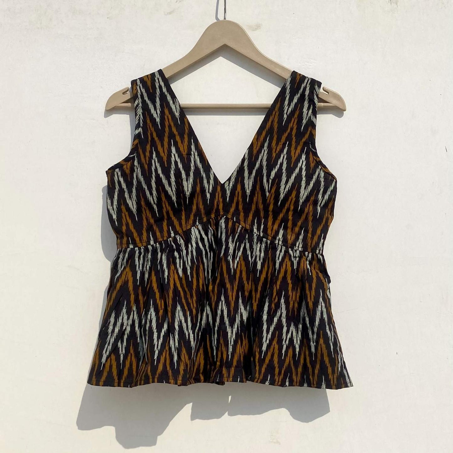 Black Ikat Deep Neck Cut Sleeves Removable Pads Cotton Top - KJ0944
