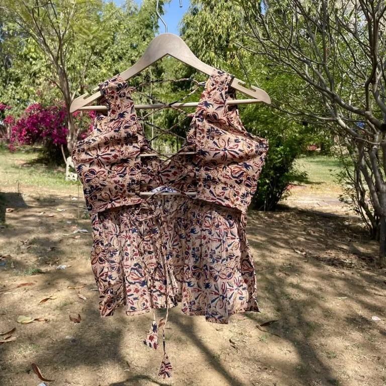 Kalamkari Criss Cross Deep Neck - KJ0115 (( Clearance Sale Item ))