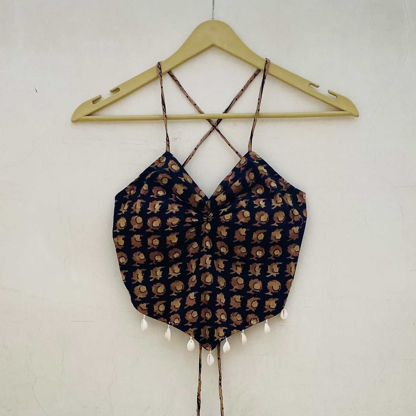 Navratri Black Dry Leaf Removable Pads Top - KJ10109