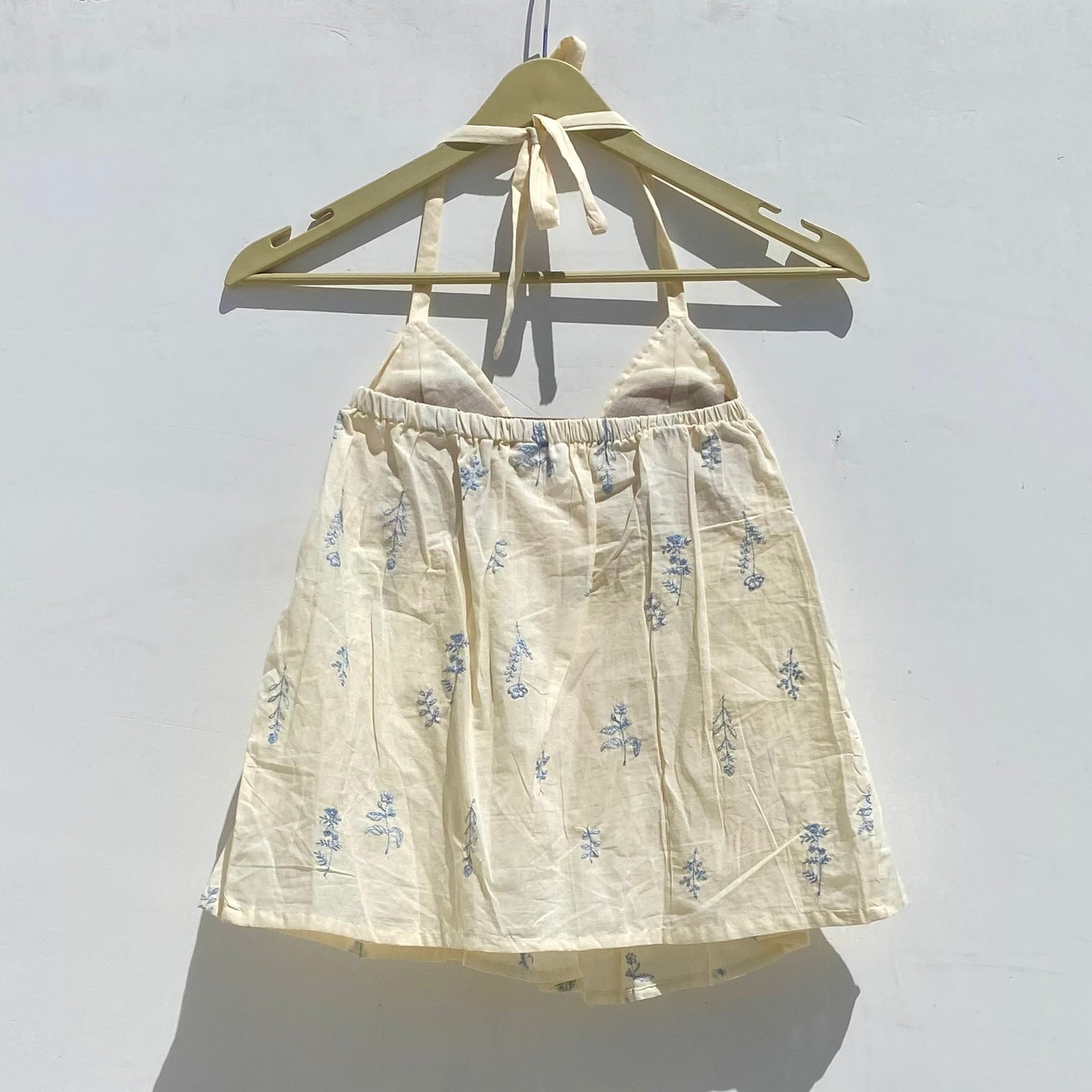 White Butterfly Floral Embroidery Tree Cotton Removable Pads Top - KJ0924 (( Clearance Sale ))