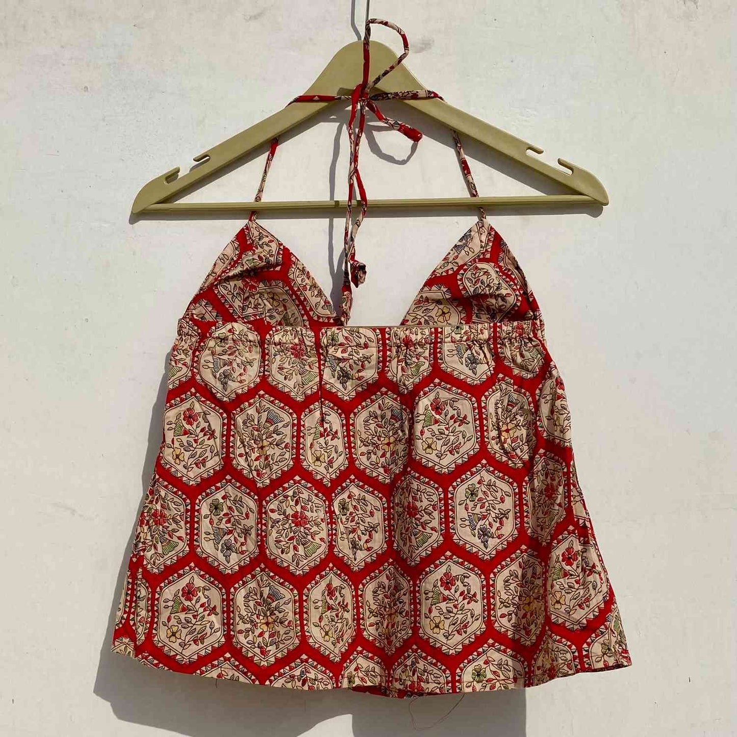 Red Traditional Tree Removable Pads Top - KJ0971