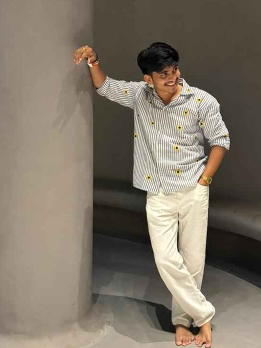 Sunflower Hand Embroidery shirt - AA10137