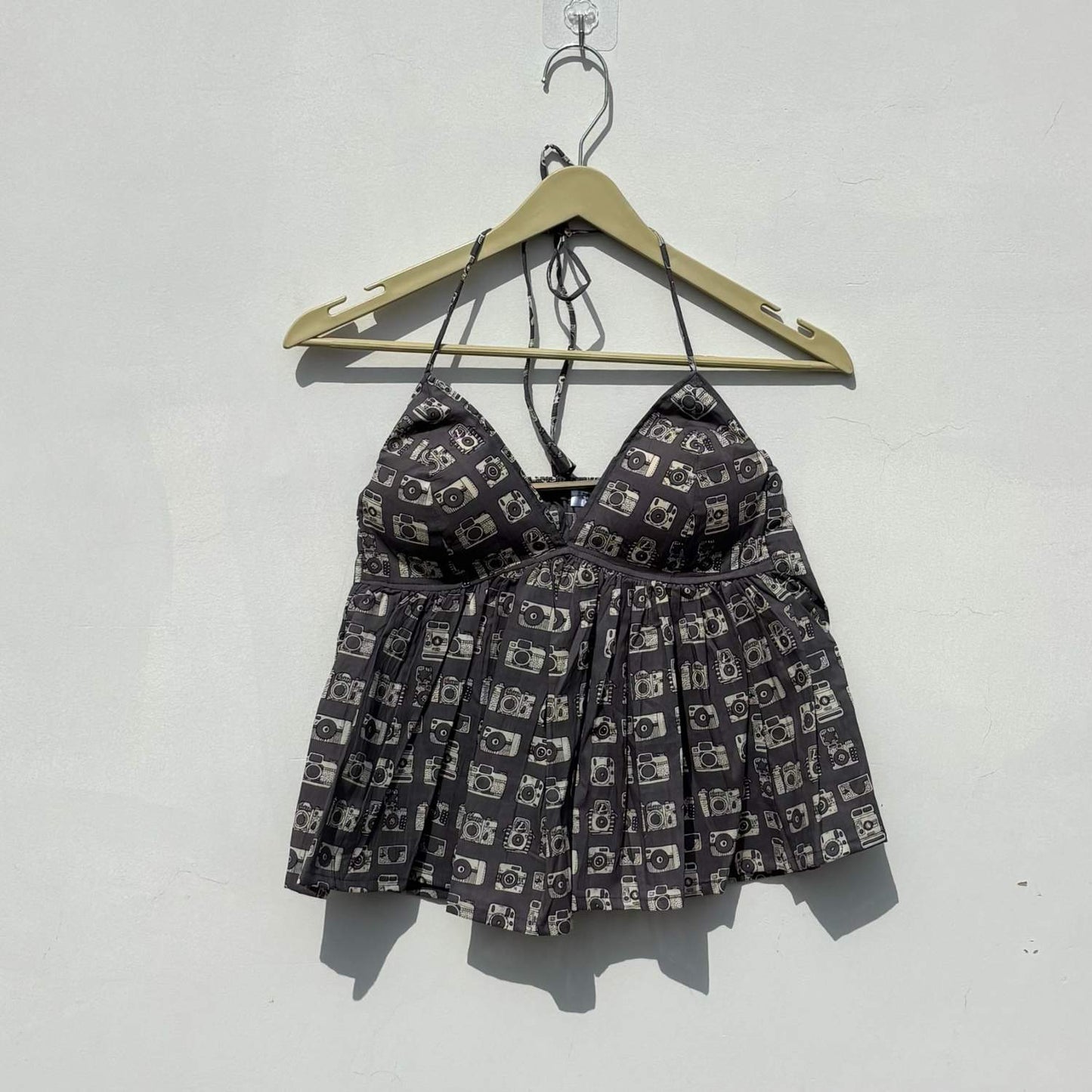Grey Camera Print Tree Removable Pads Top - Kj10432
