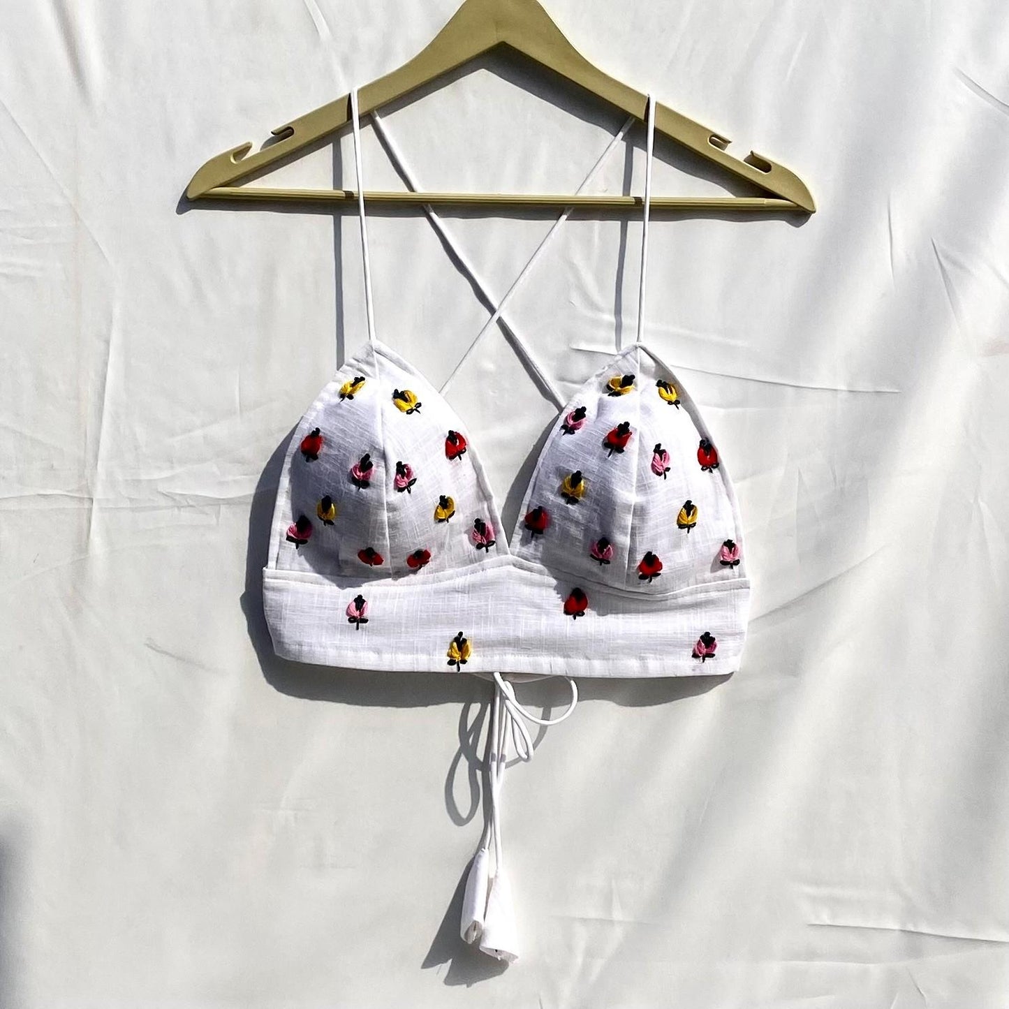 Valentine's Day Collection White Yellow Red Pink Motif Embroidery Removable Pads Bra - KJ10303