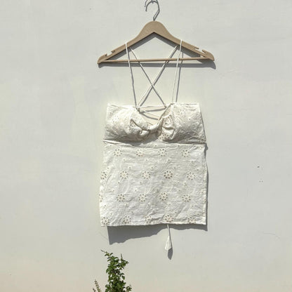 Off White Chikan Removable Pads Top - Kj10439