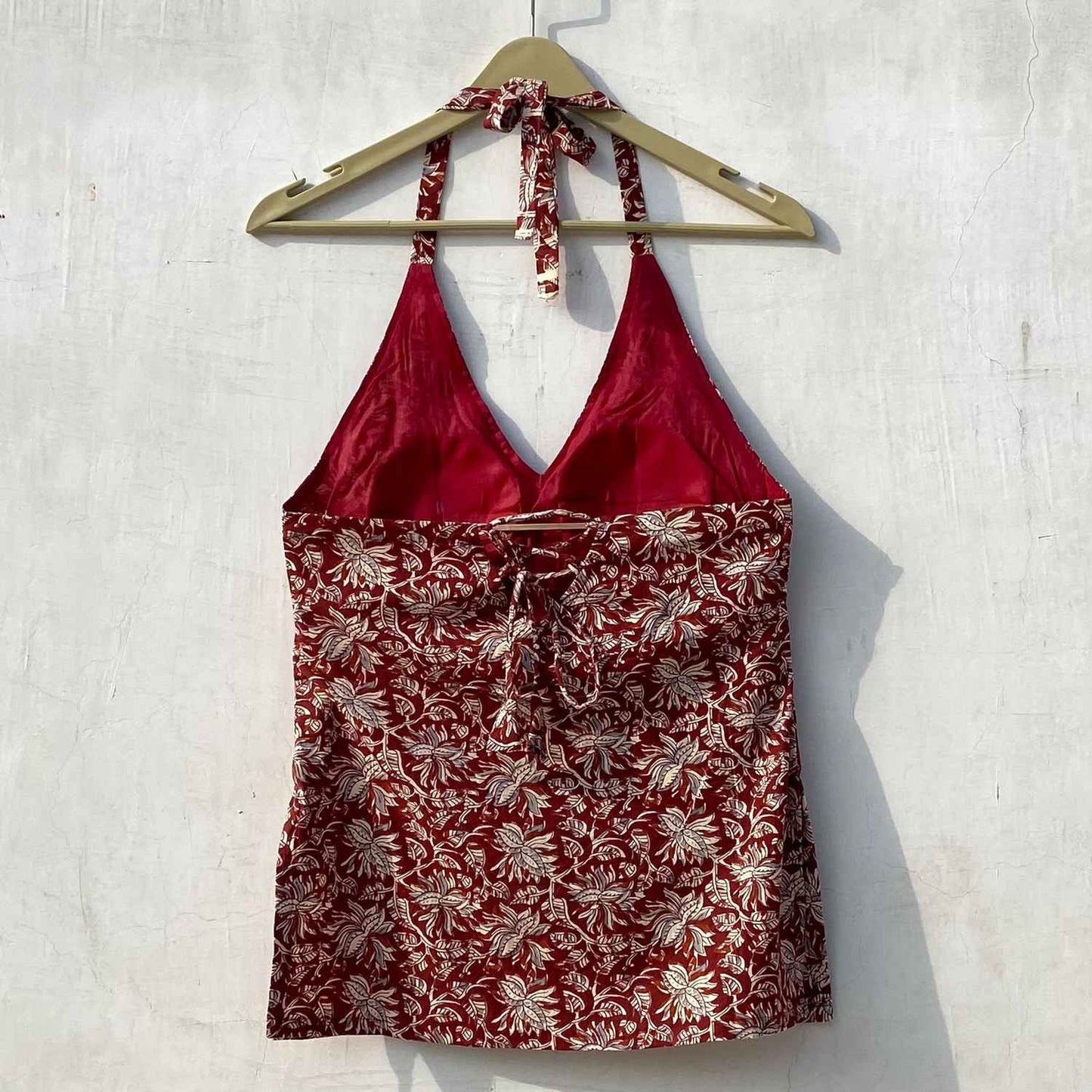 Maroon Kalamkari Halter Neck With Removable Pads Kurti Top - KJ10159